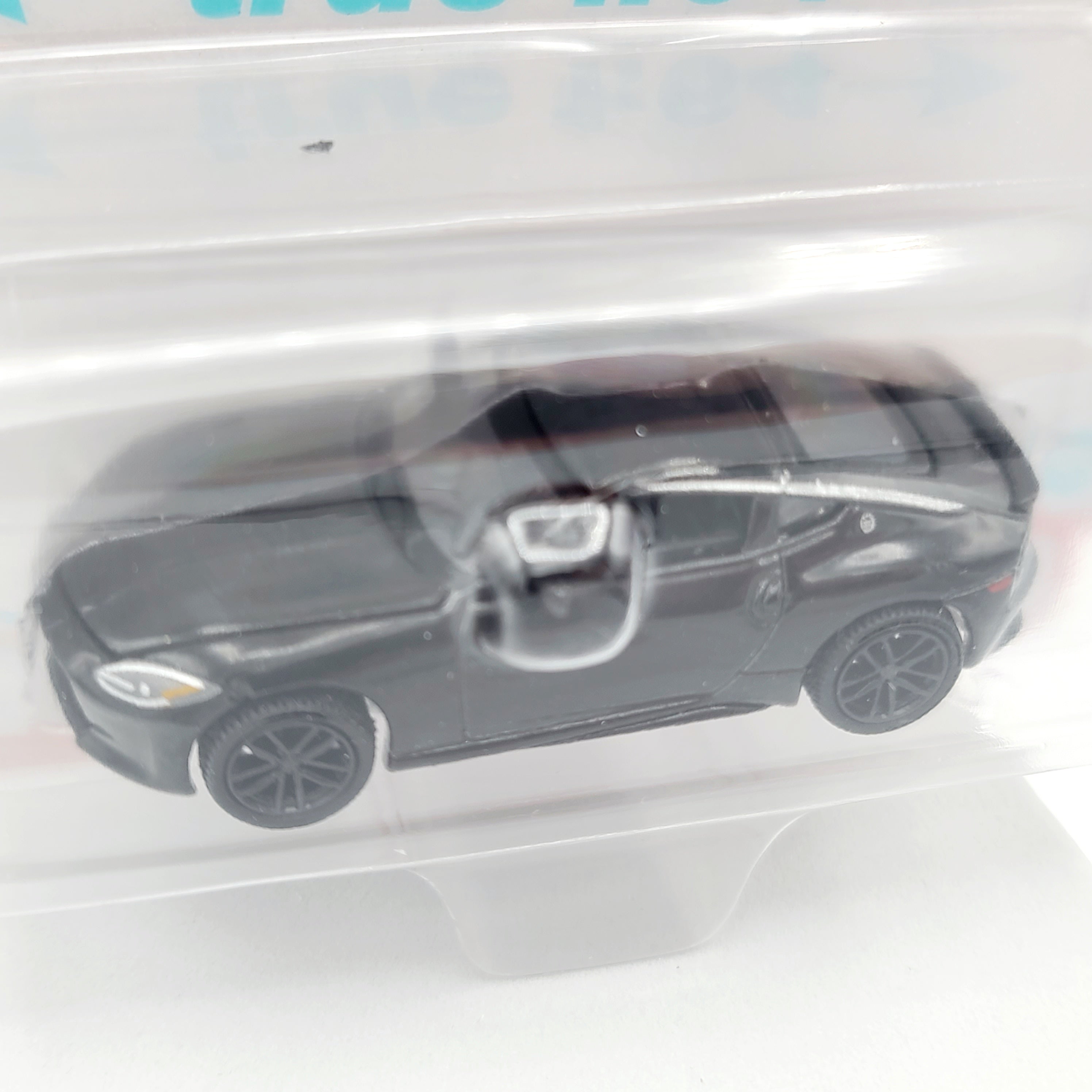 Auto World '23 Nissan Z - 1:64 scale (2024 Release 2B - Import Legends)